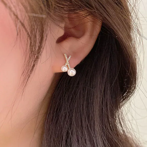 

Korean Style Fashion Zircon Pearl Beads Pierced Stud Earrings For Women New Trend 2022 Charms Ear Jewelry Accessories Gift