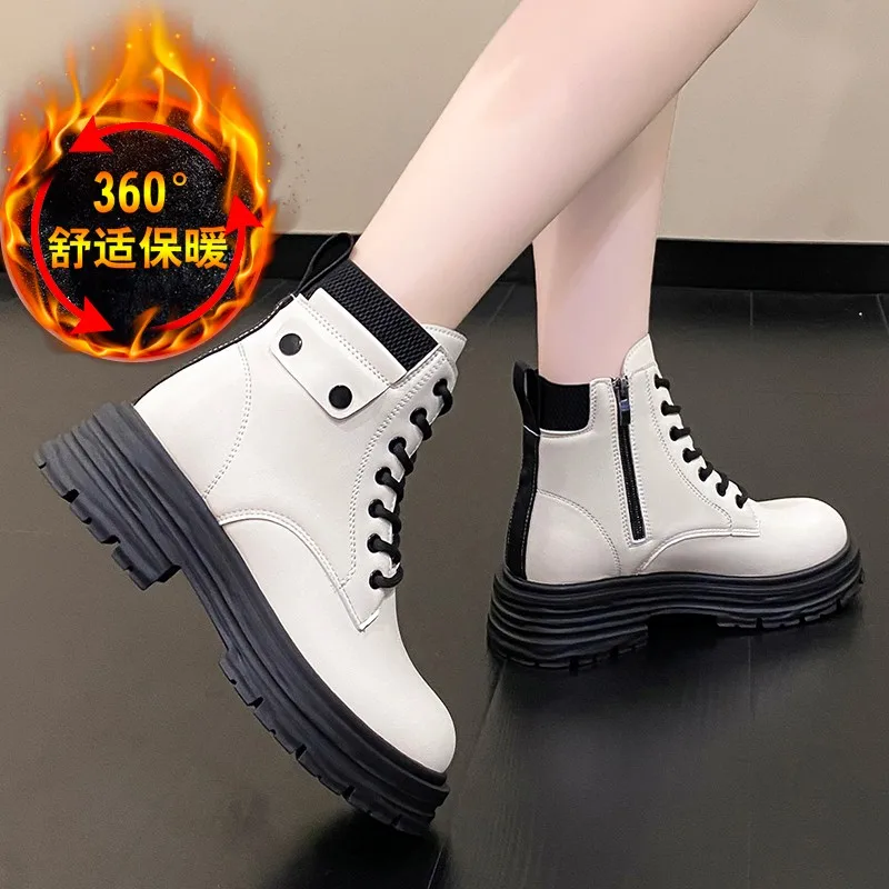 2022 Designer Thick Sole 2022 Winter Fashion Casual Martin Shoes Short Plush Comfortable Women's Thick Sole Shoes