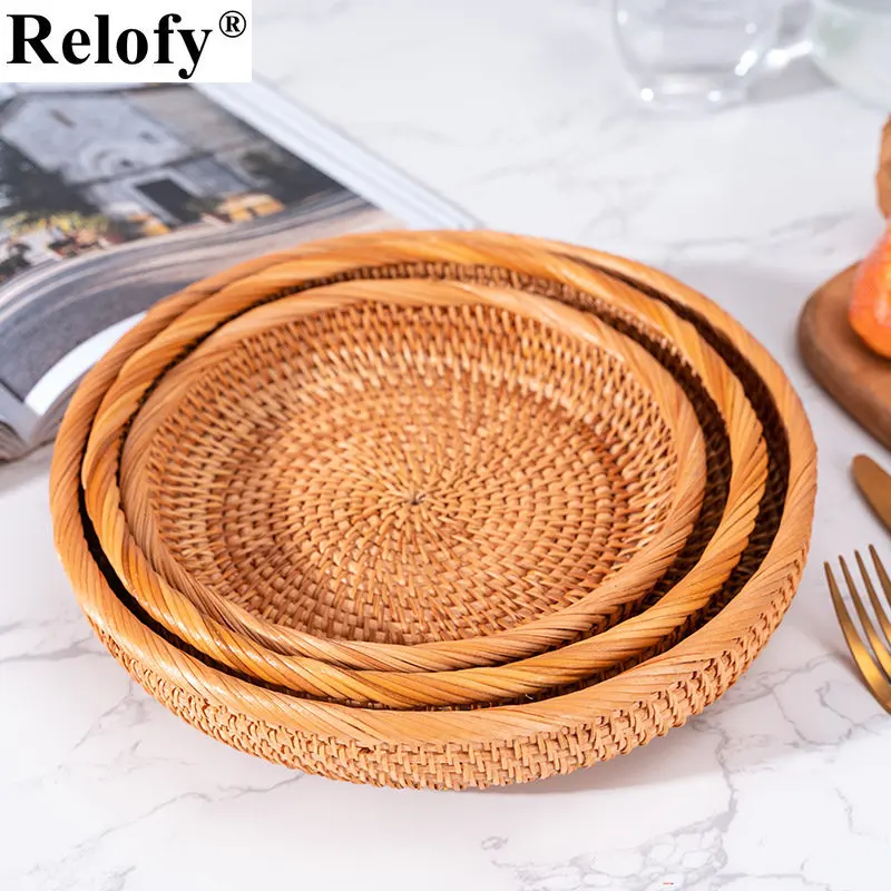 

Creative Akifuji Woven Storage Basket Hand-held Rattan Sundry Tea Food Fruit Storage Box Kitchen Organizer and Storage Container