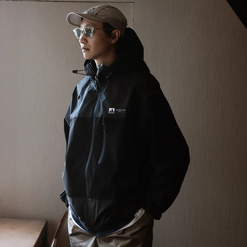 Новая весенняя уличная куртка Nted в стиле пэчворк контрастных цветов с капюшоном