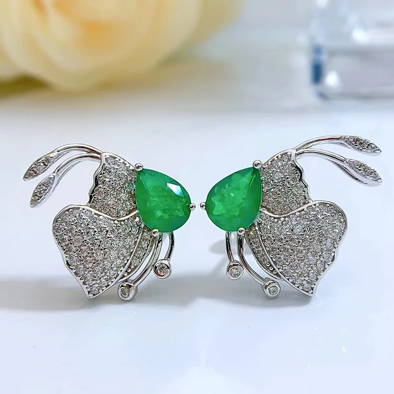 

Jewelry 2022 New Synthetic Emerald 6*8MM Bee Earrings Luxury Micro-inlaid Ins Women's Earrings Silver