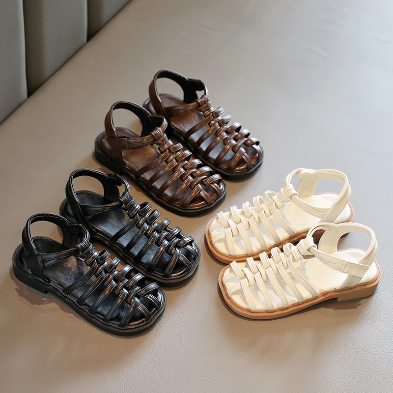 

Summer Sandals for Girls Patent Leather Black White Gladiator Style Vacation Hollow Out Children Sliders Soft Children Shoes