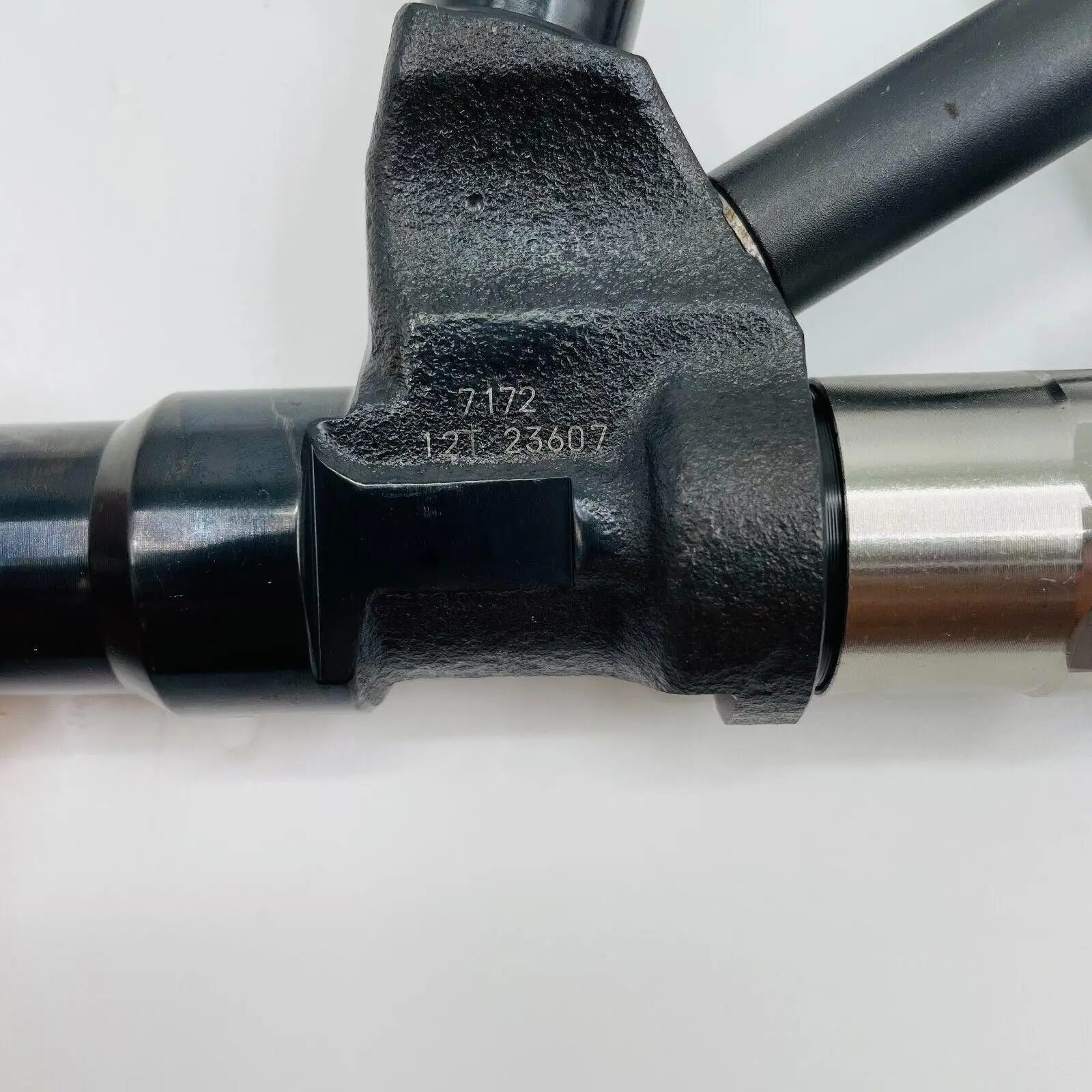 095000 -7172 Форсунка дизельного топлива Common Rail -7170 -7171 23670-E0370 для HINO