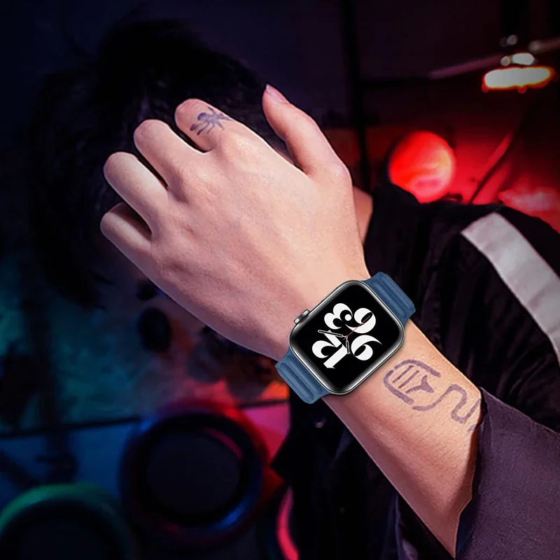 Кожаный ремешок для Apple Watch Band 45 мм 41 44 40 Оригинальный браслет с магнитной петлей