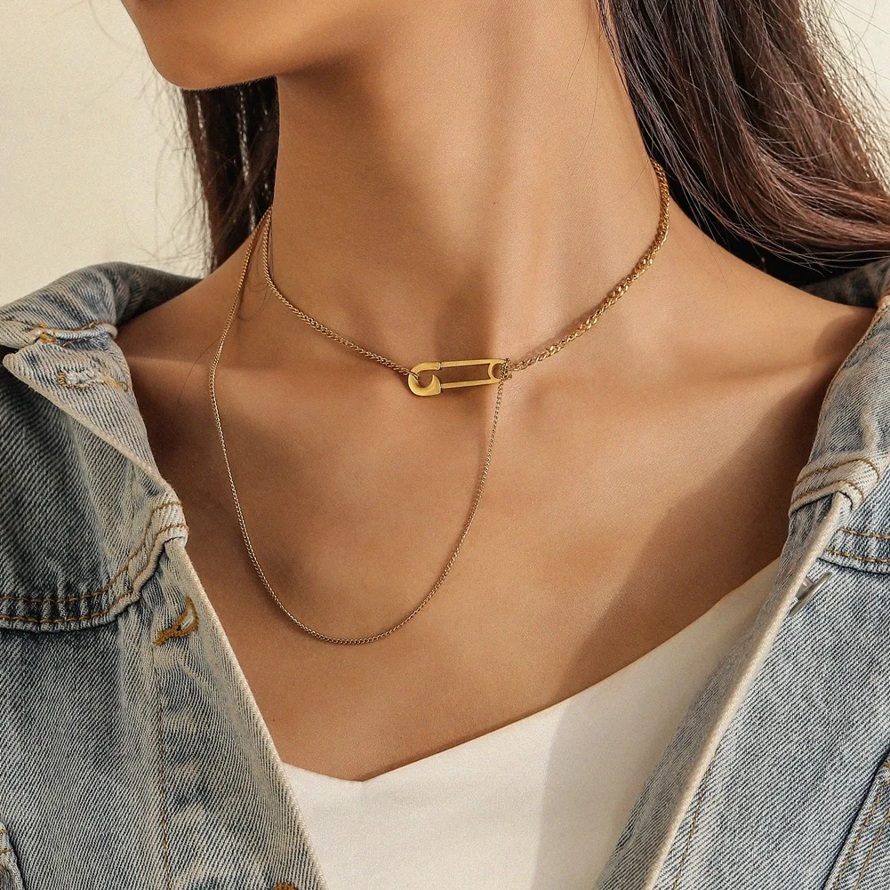 

2022 New Fashion Personality Versatile Gold Stainless Steel Light Luxury Double Layer Pin Clavicle Necklace Women's Jewelry Gift