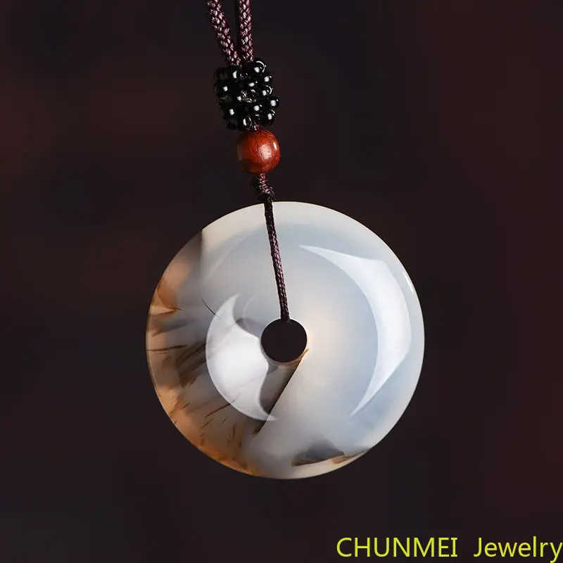 

Explosion Natural Ice Chalcedony Agate Pendant Exquisite Jade Necklace Neck Decoration High Quality Jewelry Accessories Gift