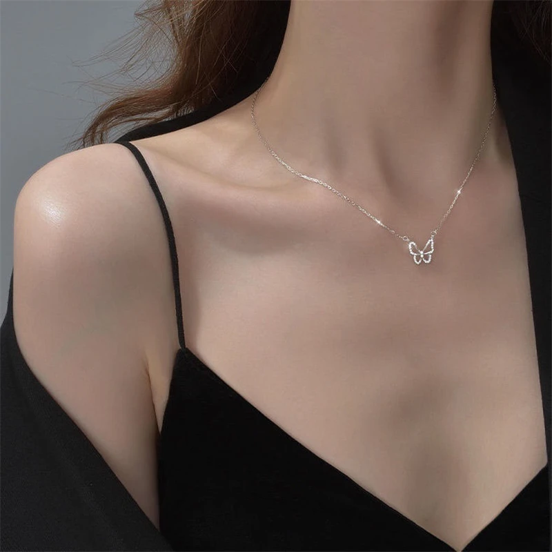 

Crystal Butterfly Charms Woman Necklace Pendant Simple Girls Rhinestone Chain Necklace Chokers Gifts For Friends