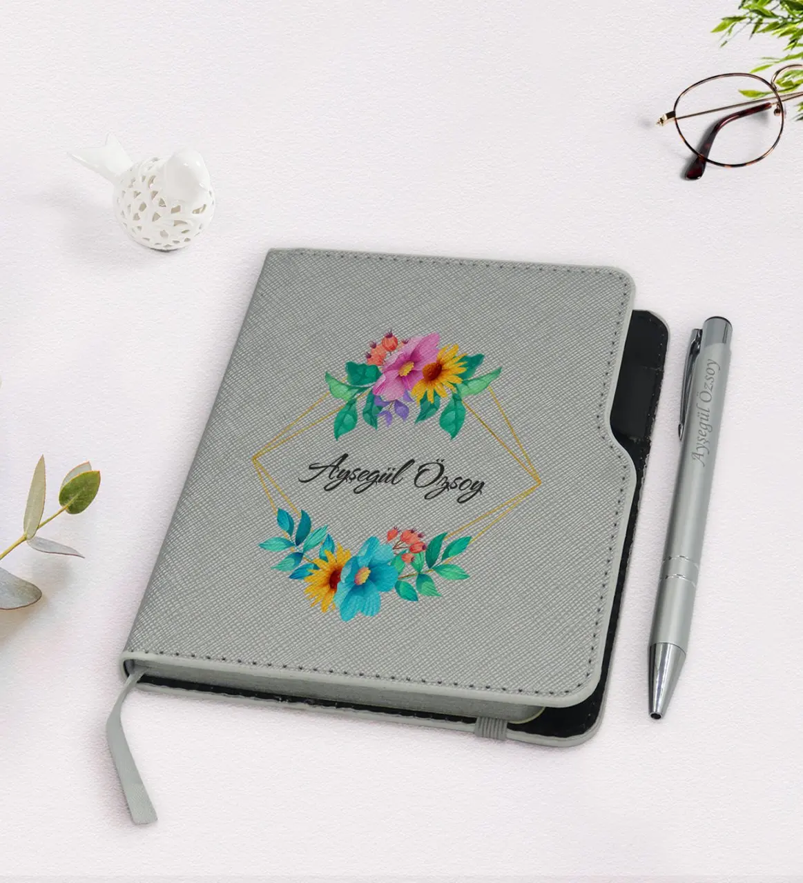 

Personalized Is Gray Thermo Leather Notebook Pen Set-4