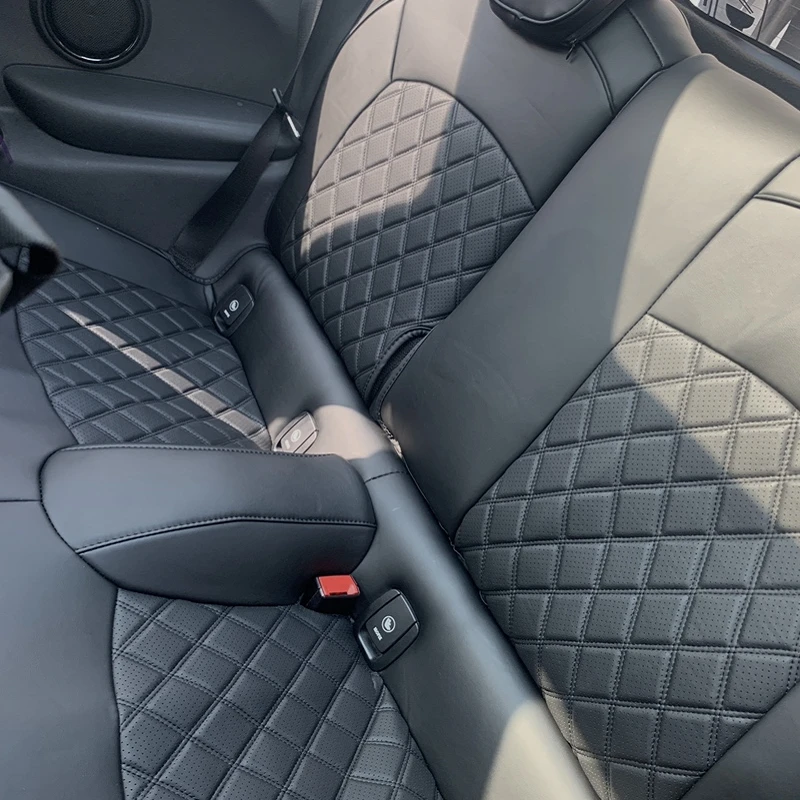 Рисунок 6 - Полный комплект чехлов на передние