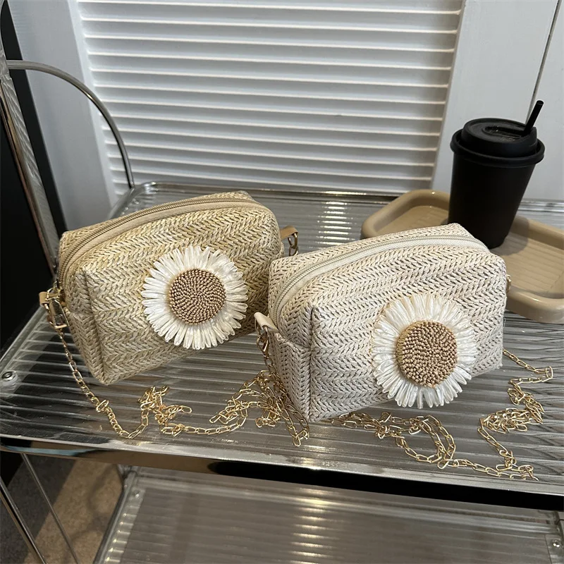 

Simply Causal Handbags Women's Small Crossbody Bag 2023 New Summer Portable Straw Woven Bag Ins Popular Shoulder Bags