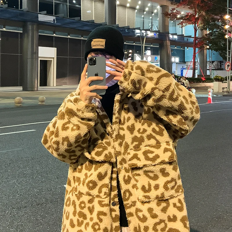 Winter Jacket Men Warm Fashion Retro Thickened Leopard Jackets Men Streetwear Loose Short Coat Mens Thick Lamb Wool Coat M-2XL