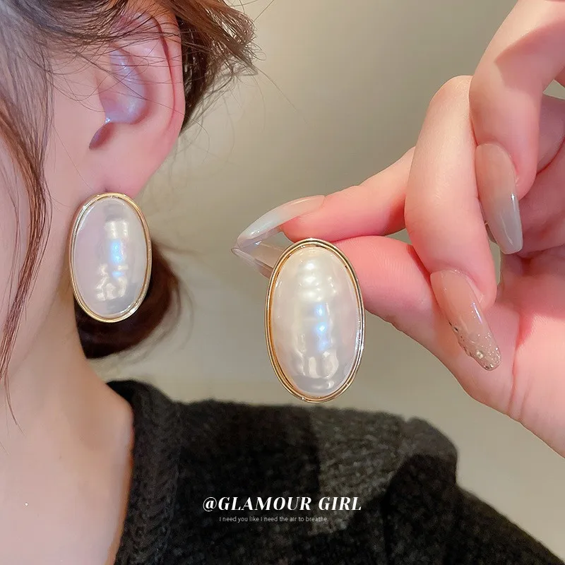 

Minar Elegant Oversize Oval Simulated Pearl Necklaces for Women Gold Color Snake Chain Pendant Chokers Necklace Accessories 2022