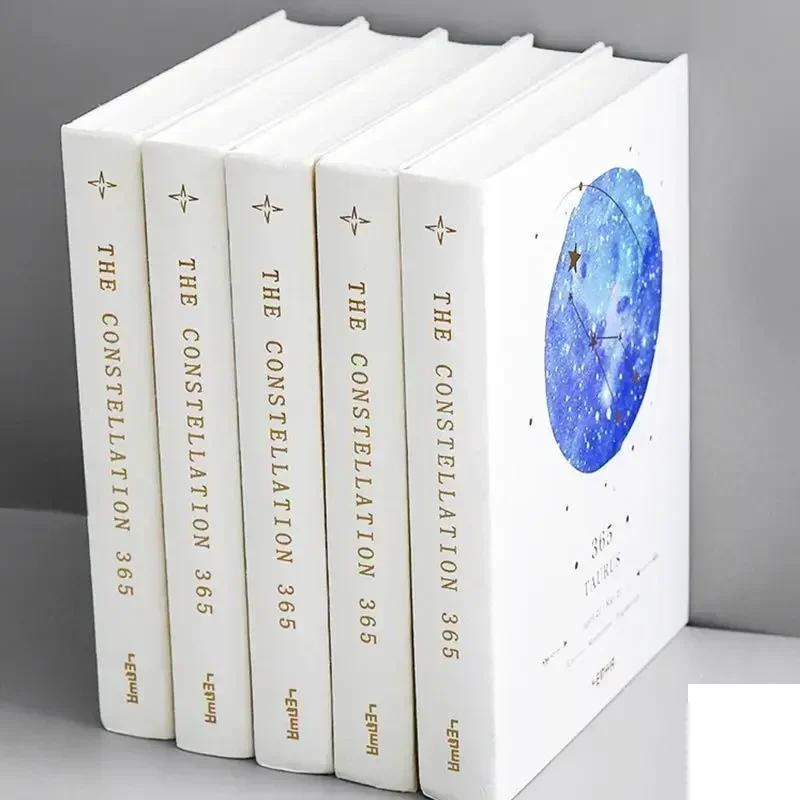 Блокнот в твердой обложке с 12 созвездиями 365 страниц