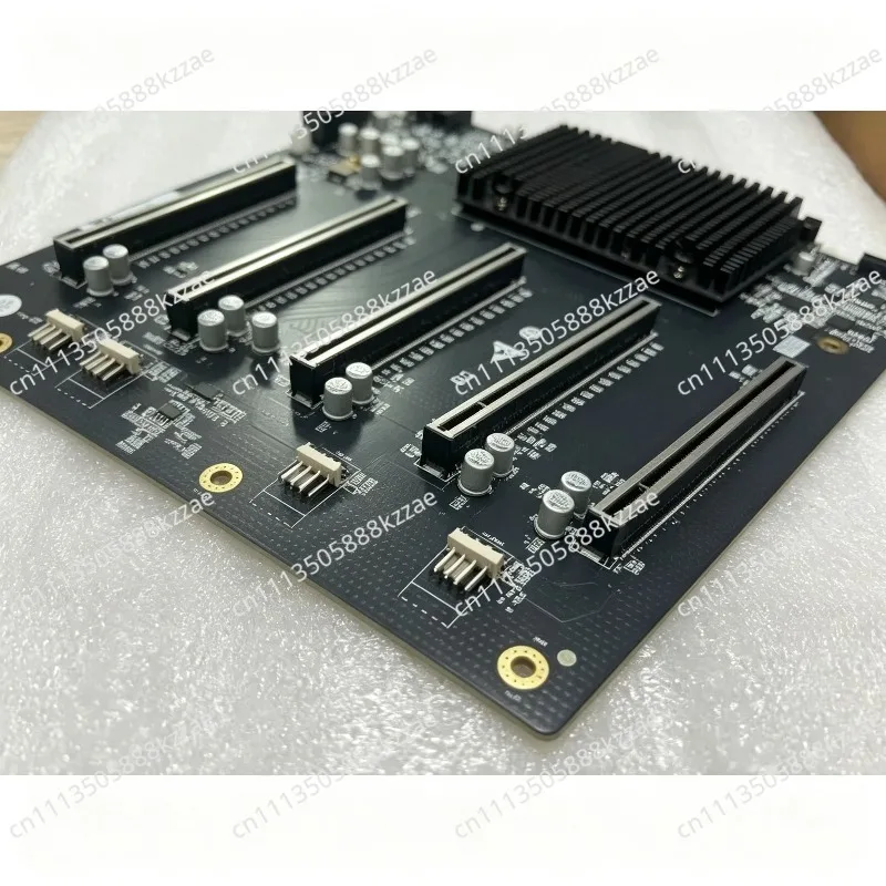 Фото Многокартовая плата расширения PLX88096, PCIe4.0, на 5 карт, с регулируемым разделением №4