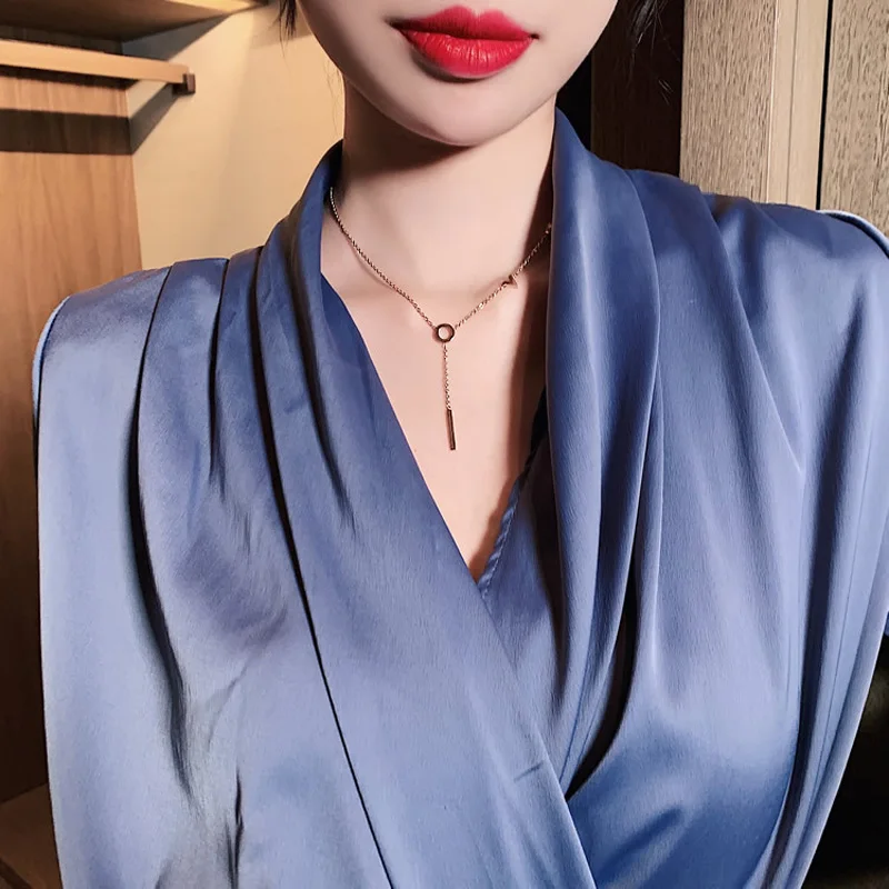 

Цепочка из титановой стали с надписью «LOVE»