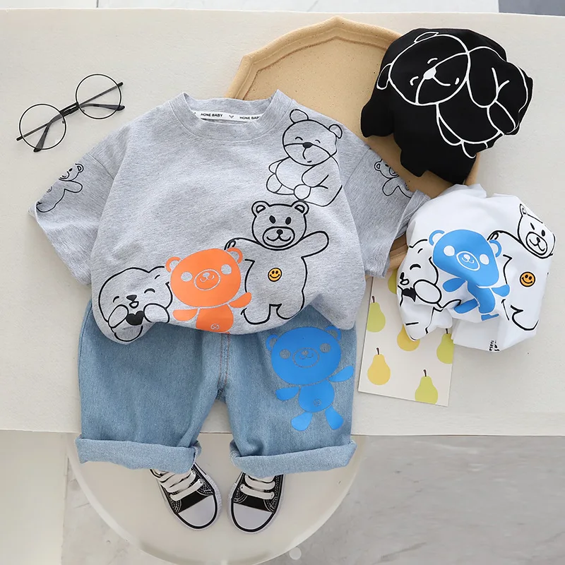 

Новый женский комплект из 2 предметов с коротким рукавом, круглым вырезом и принтом медведя из мультфильма, комплект дизайнерской одежды дл...