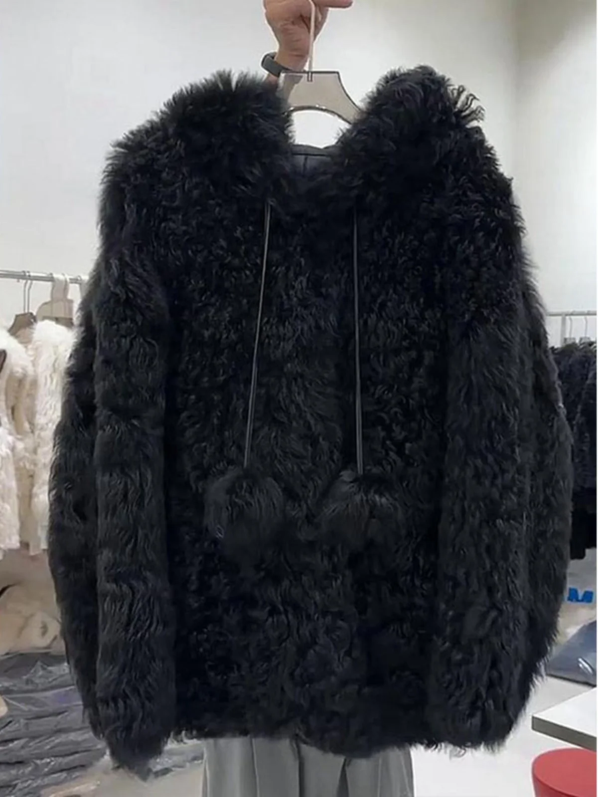 Корейский Sle Большие размеры 0 00 кг-50 кг High Sense Черный капюшон большого размера Lamb