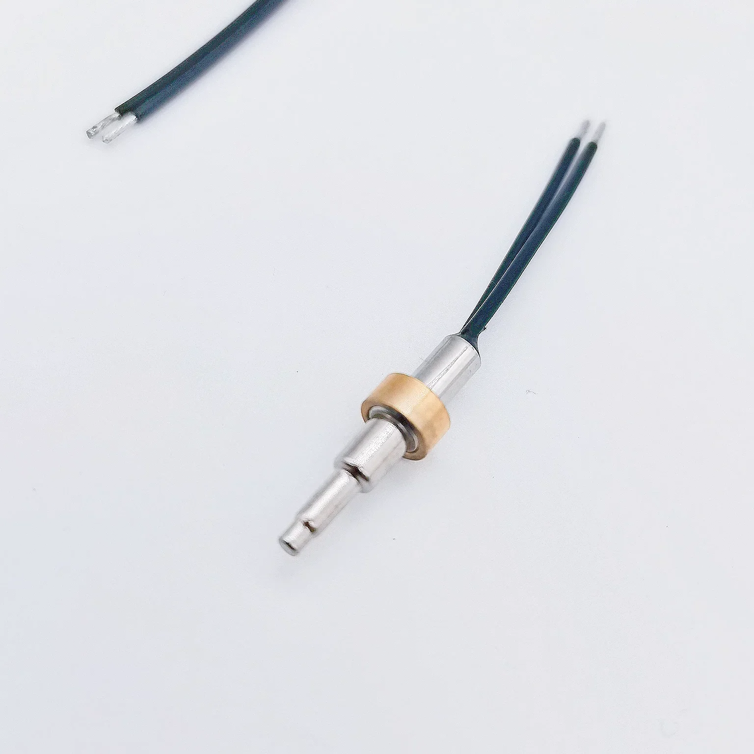 

Датчик температуры NTC100K 10K TRGUY