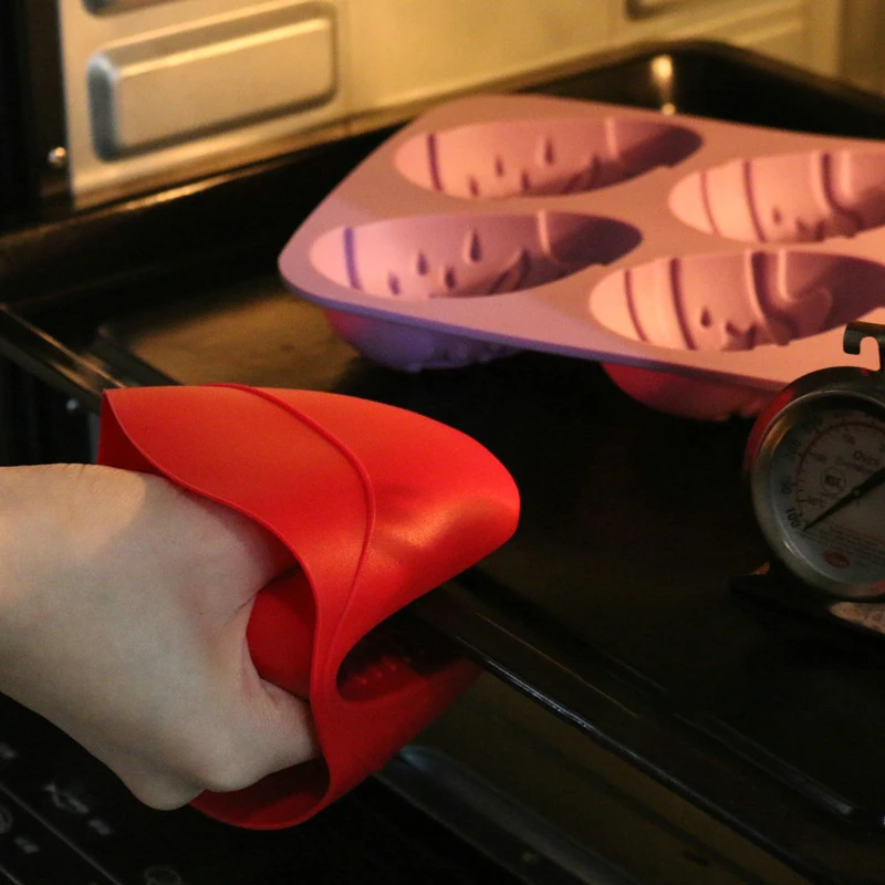 

High-Temperature Resistant Heat-Insulating Scald Resistant Silicone Gloves Holding Kitchen Tools Casseroles Soup Pots Ovens