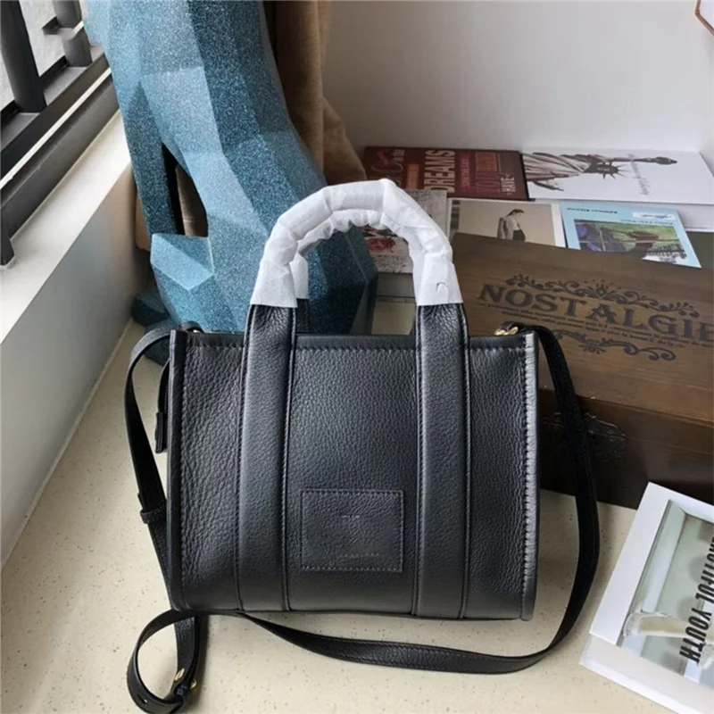 The Tote Bag For Women Leather Tot Bag Crossbody Female Handbag New Solid Lette Leisure Large Luxury Fashion Bag