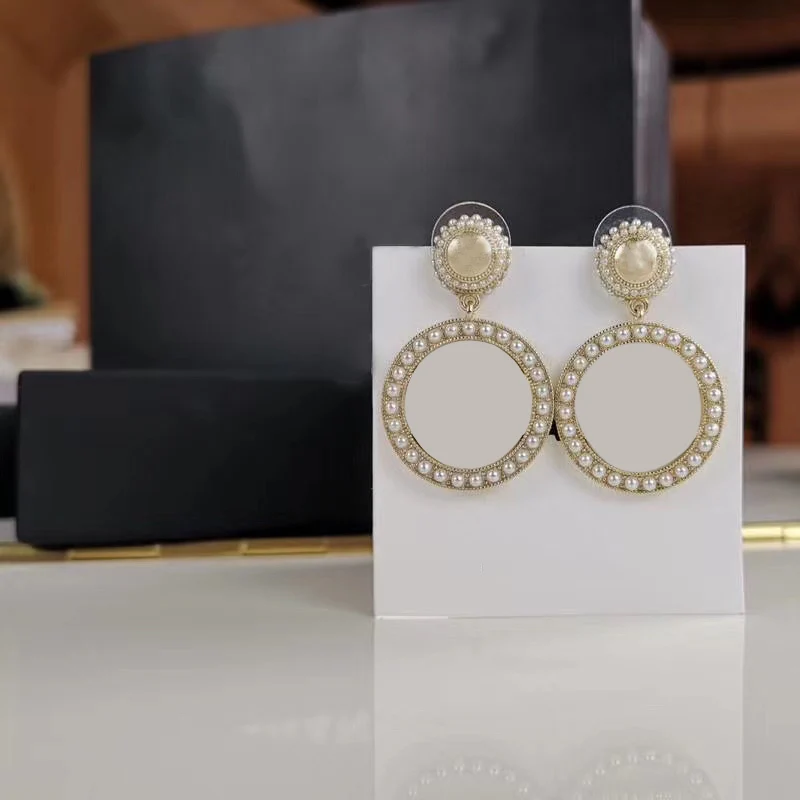 

High quality fashion earrings