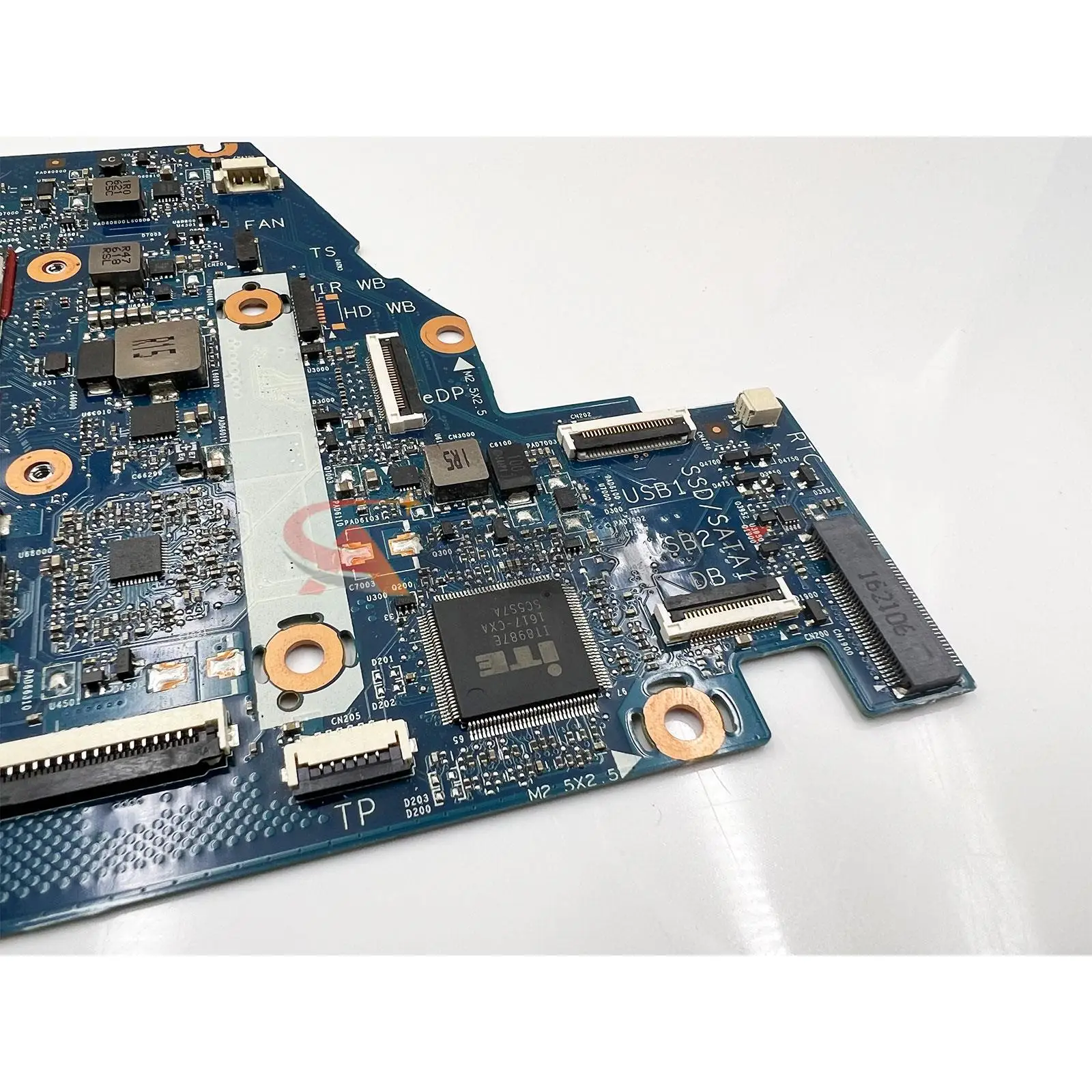 Рисунок 4 - Материнская плата для ноутбука