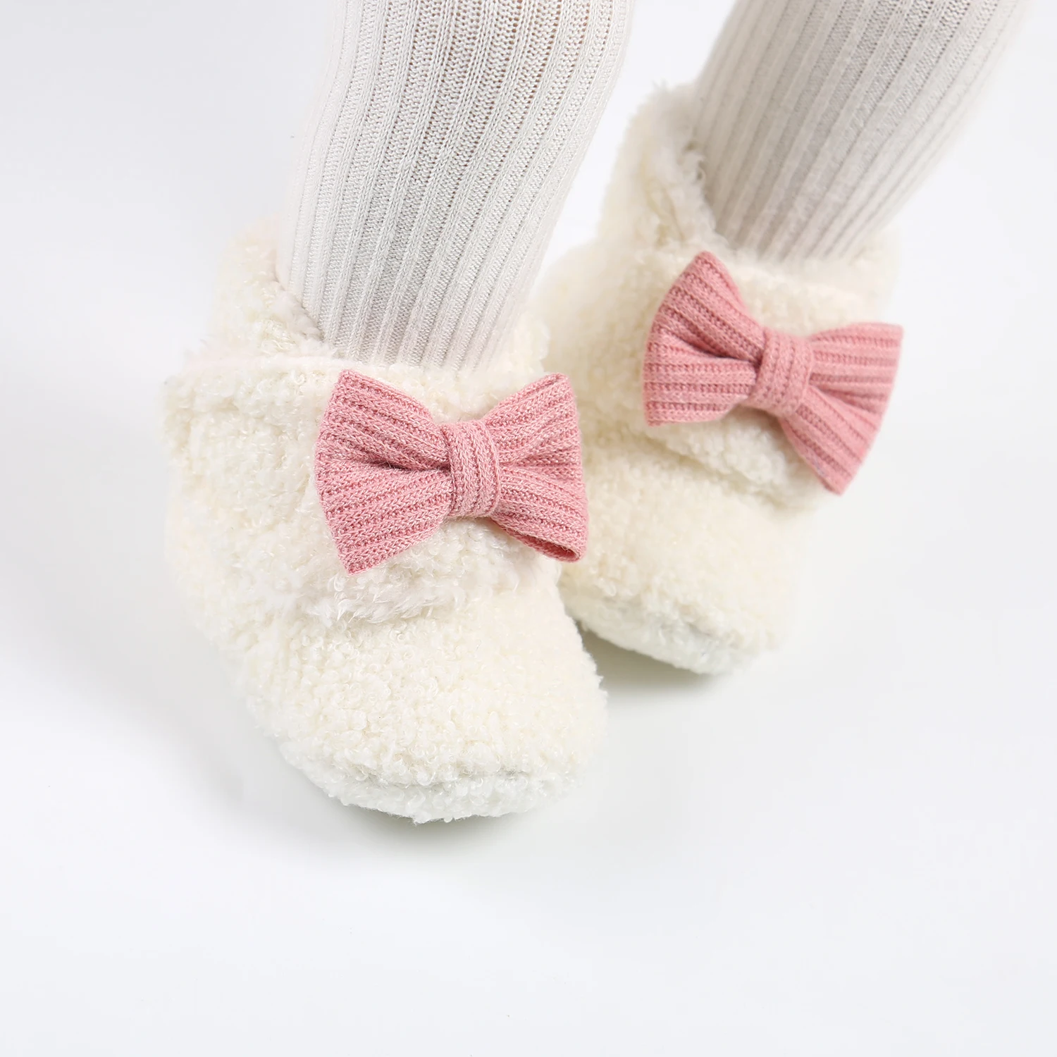 

Newborn Shoes Winter Toddler Boots Baby First Walkers Warm Socks Baby Girls Boys Fluff Soft Snow Booties Unisex Crib Shoes