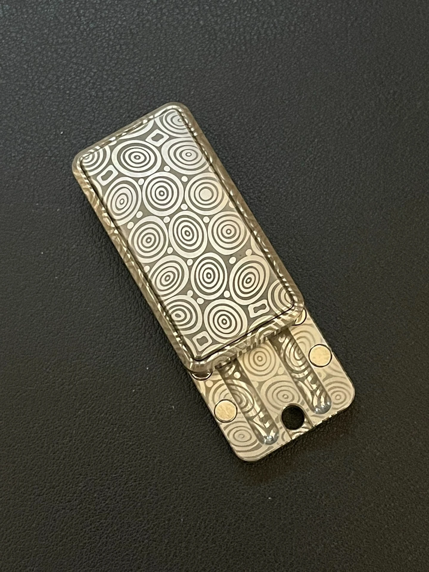 Fanzi fzQ1 нержавеющая сталь резьба Rui порошок рекламный бренд