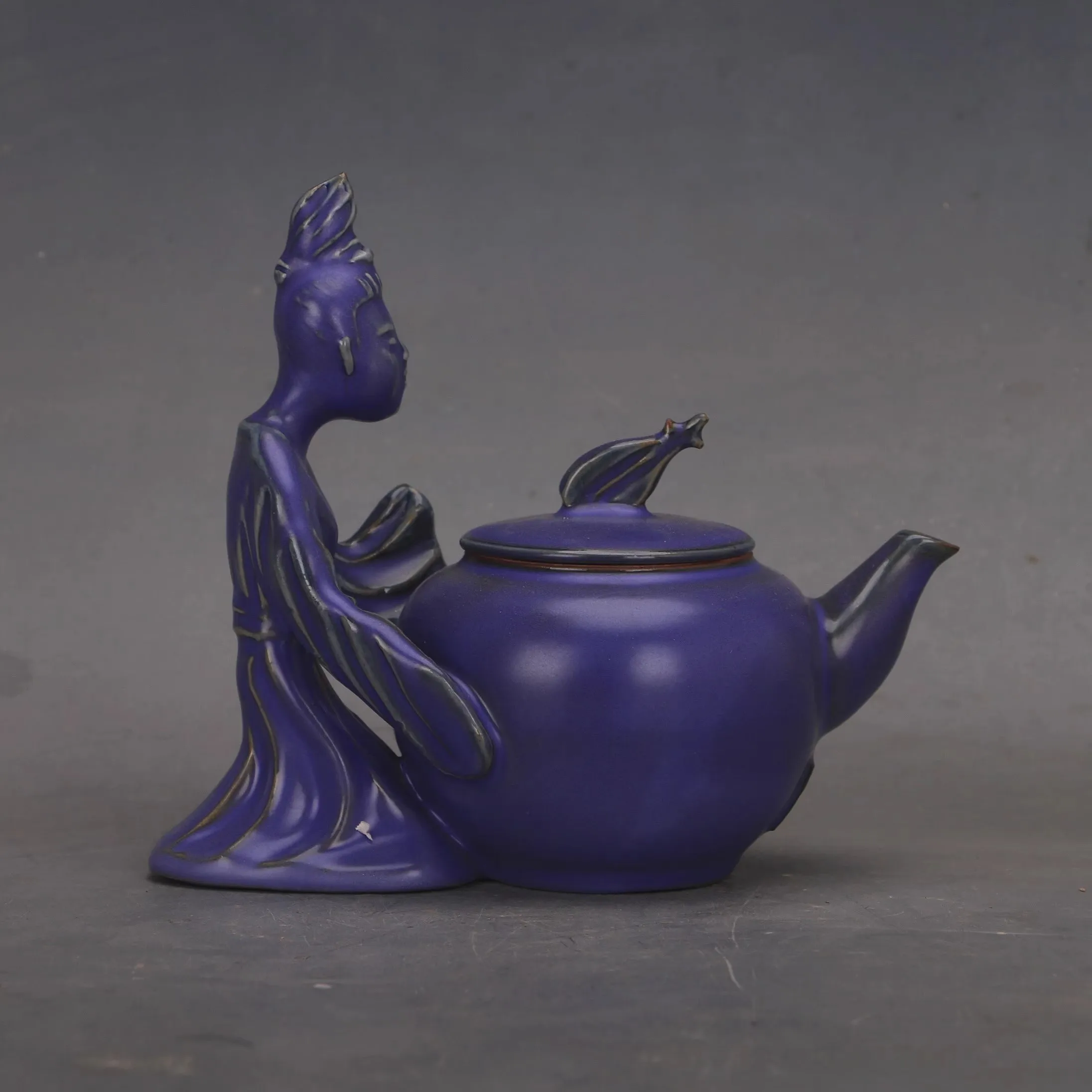 

Фиолетовый фарфоровый сервиз GU CI ZHI XING edmoogrel