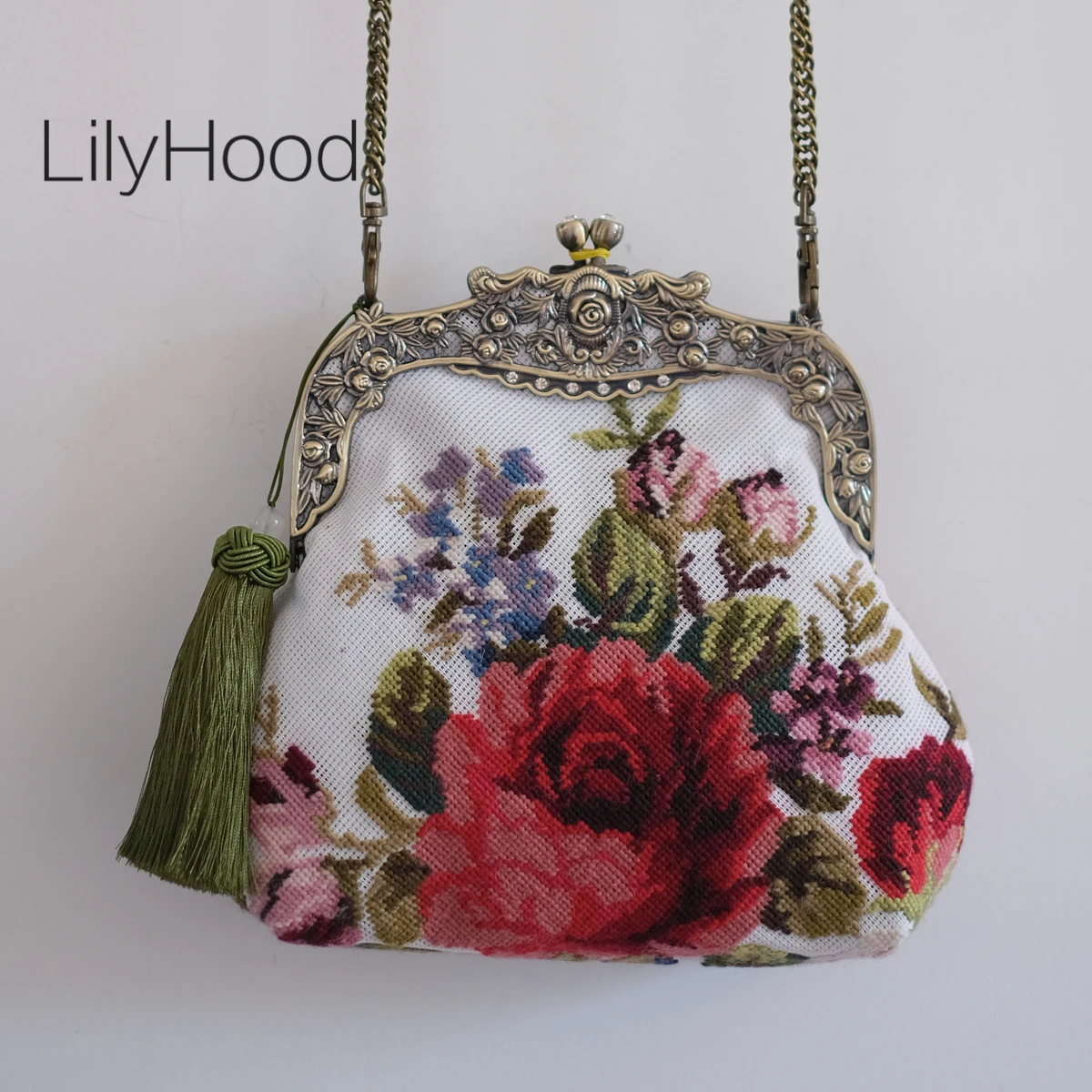 Female Handmade Vintage Luxury Aesthetics Floral Embroidery Small Clutch Bag Women Rococo Victorian Baroque Side Shoulder Bag