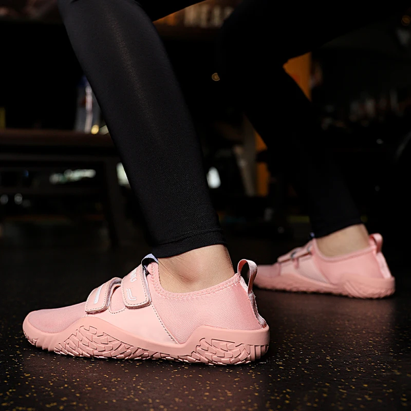 New Women's and Men's Weightlifting Shoes Indoor Comfortable Squat Fitness Shoes Anti-slip Weightlifting Training Shoes Women