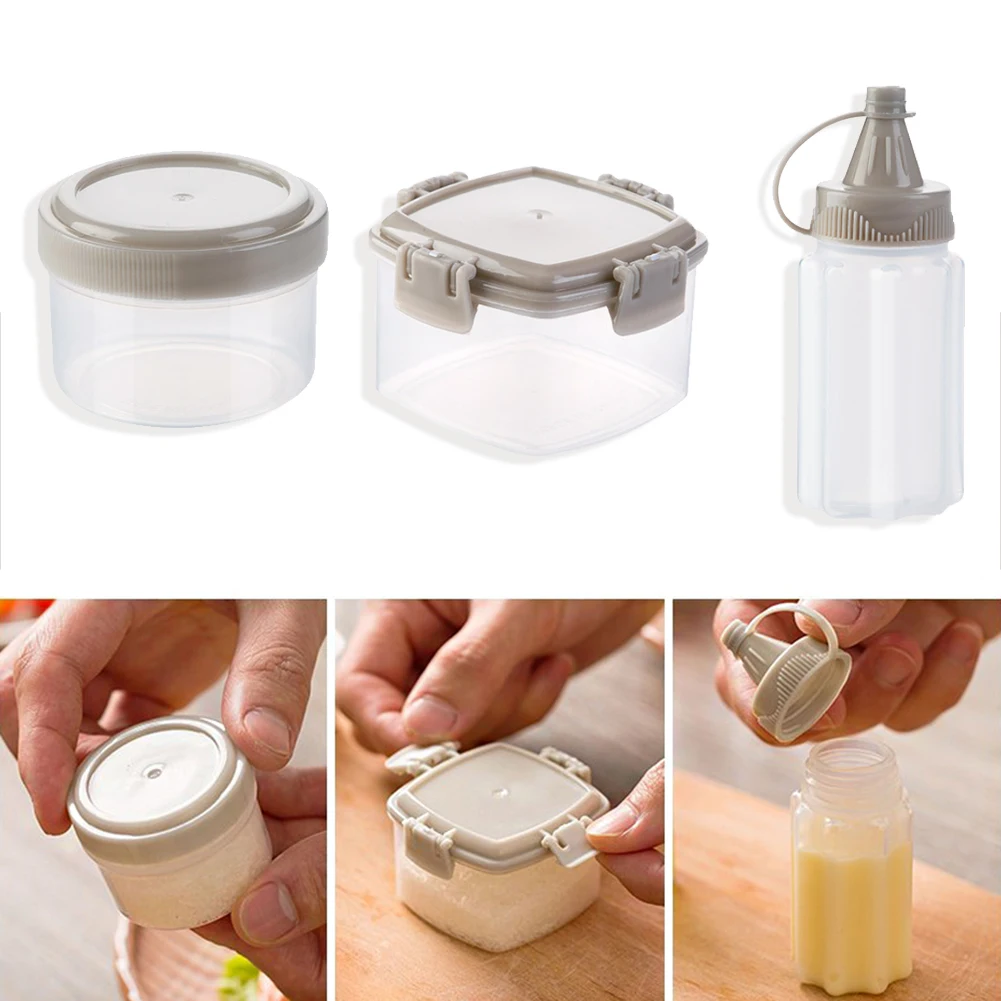 

4PCS/Set Transparent Spices Bottle With Lid Portable Mini Sauce Seasoning Box Dispenser Salt Spice Jar Sauce Squeeze Bottle