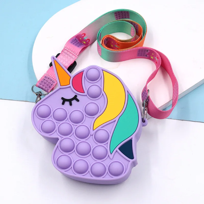 

Миниатюрная симпатичная детская цветная сумка-мессенджер, новинка 2022, для девочек и мальчиков, силиконовая сумка с вставками, Сумка с едино...