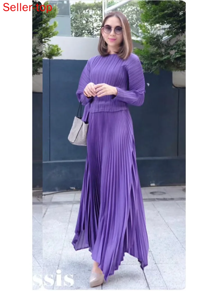 

Women'S Pleated High-End Dress Purple Black Red Bat Sleeve Round Collar Tie Waist High Maxi Dress PLEATS Autumn/Winter Fashion