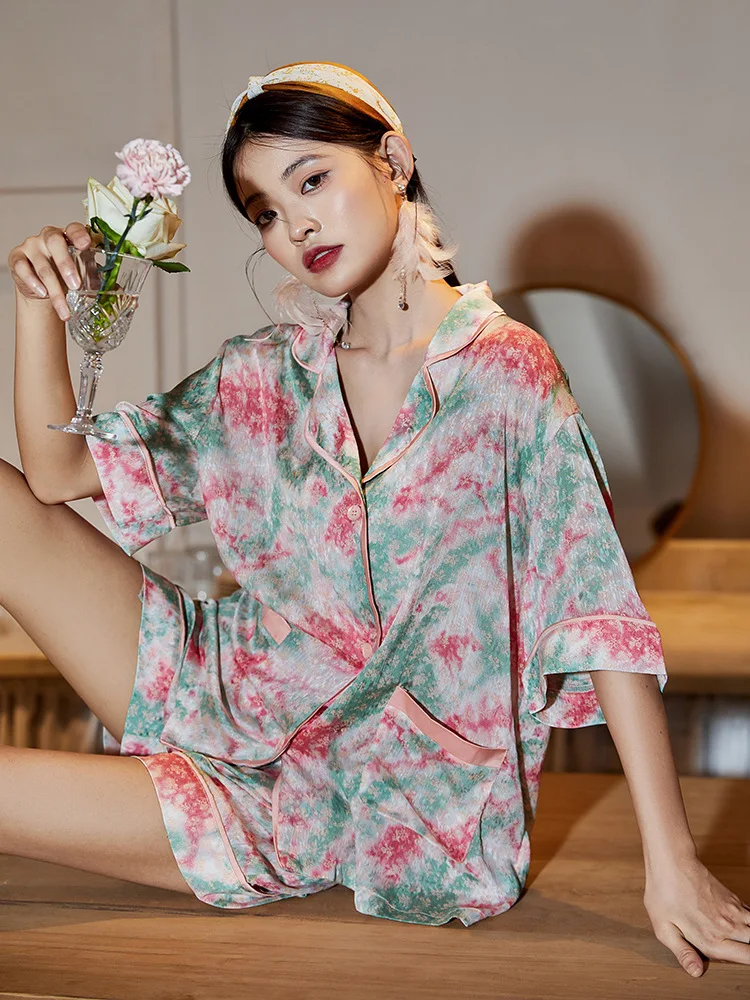 Ice silk pajamas new fashion print short-sleeved suit home wear pajamas for women  سكسي نيك  ชุดนอน