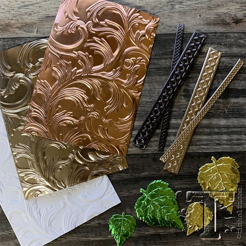 Элегантная тисненая папка с градиентной 3d текстурой используется для открыток и