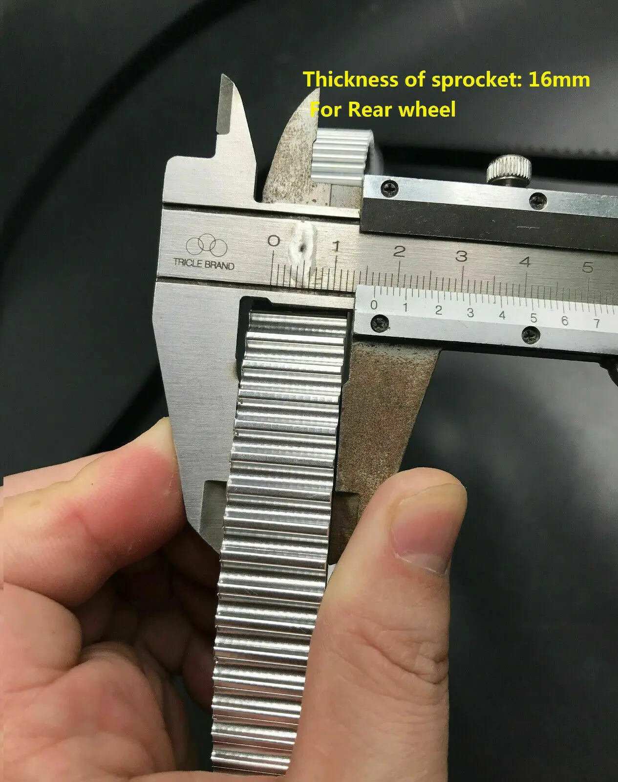 Звездочка приводного ремня в сборе для двухтактного моторизованного велосипеда