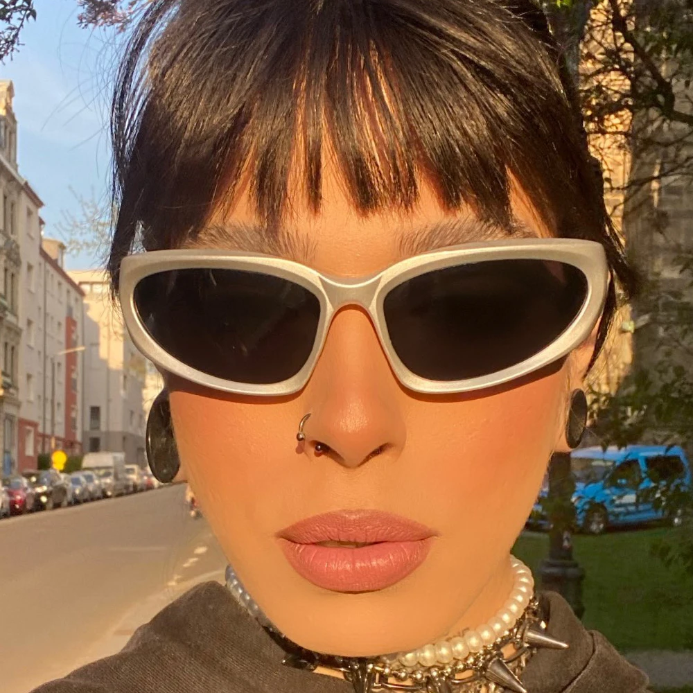 

Steampunk Fashion Goggle Women Sunglasses New Female Men Punk Sun Glasses Colorfuls Shades Eyewear Lady Rideing Eyeglasses UV400