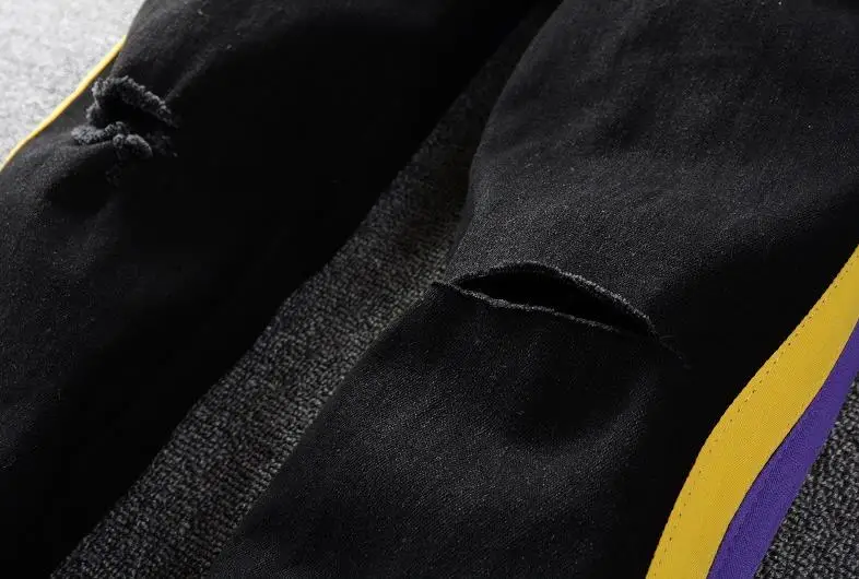 Джинсы мужские зауженные рваные модные брендовые брюки в желтую фиолетовую