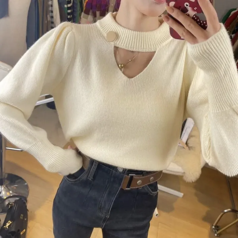 

French chain hollowed out knitted women's inner layer sexy round neck patchwork solid color bubble sleeve base sweater