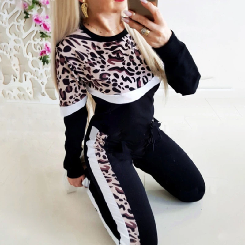 

Women Fashion Two-Piece Set O-Neck Long Sleeve T-Shirt + Leopard Stripe Contrasting Color Sports Pants Casual Suit