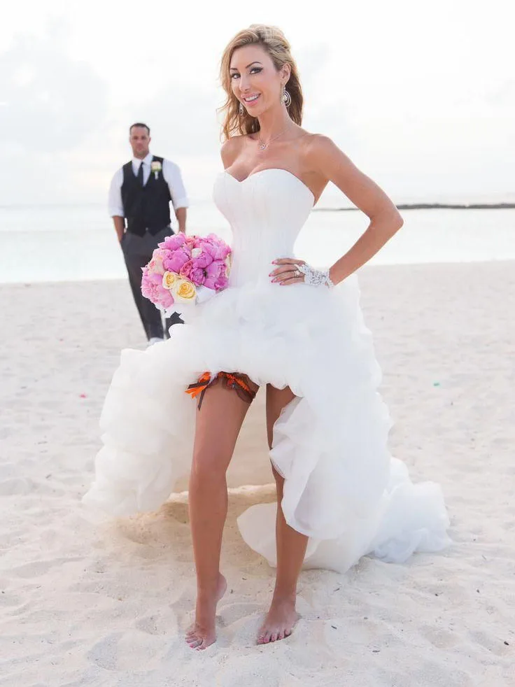 

cute seaside wedding dress