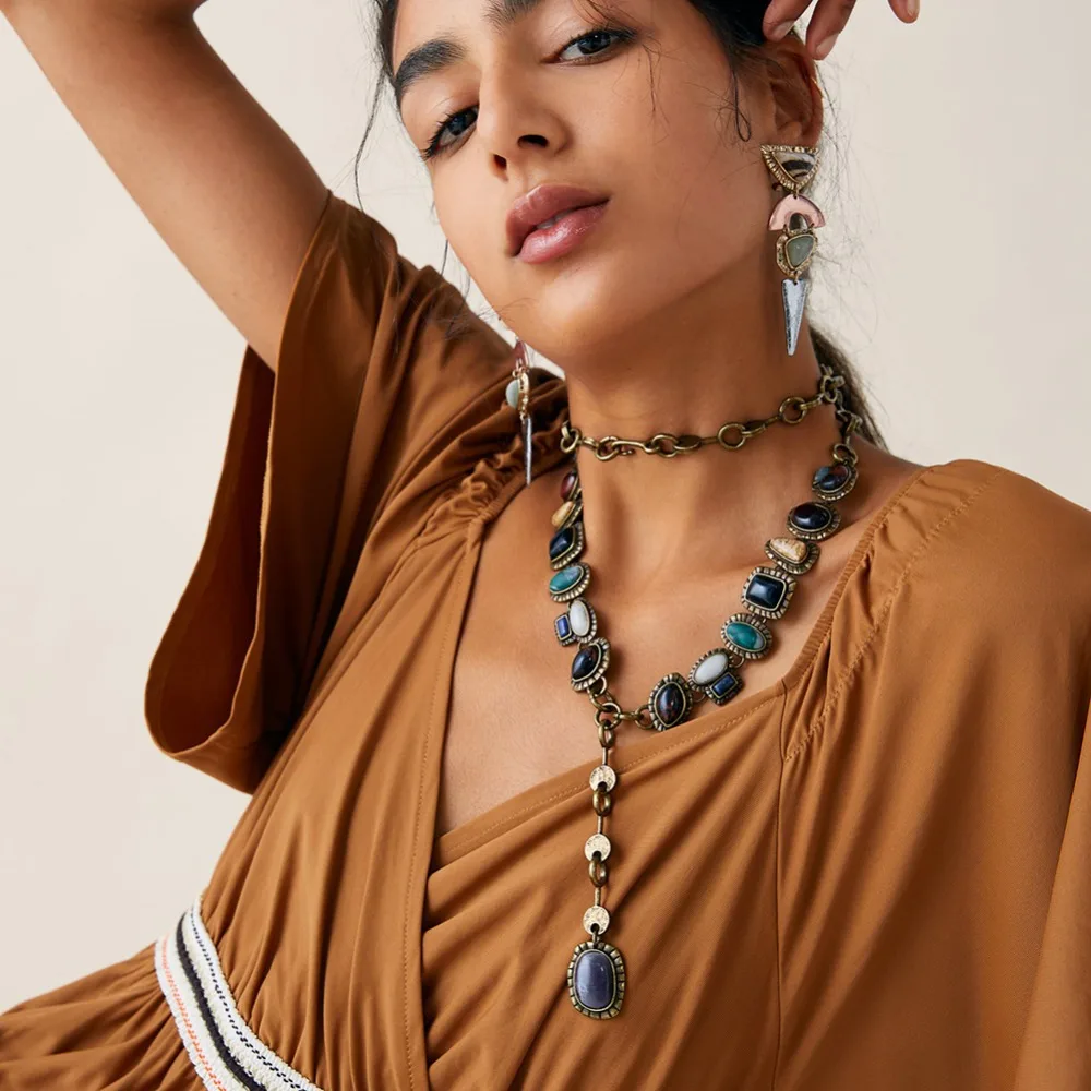 Богемное красочное акриловое ожерелье с подвеской из драгоценных камней