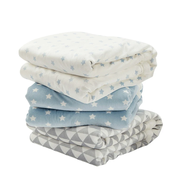 

2 Layer Warm Flannel Baby Blanket Newborn Breathable and Soft Swaddle Blanket Redefine Comfort Baby Stuff 100*75cm Knee Blanket