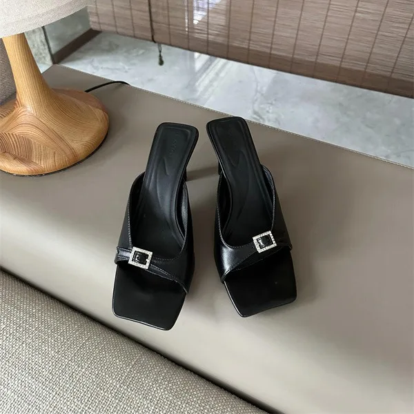 Туфли на высоком каблуке с низким квадратным носком женские резиновые шлепанцы