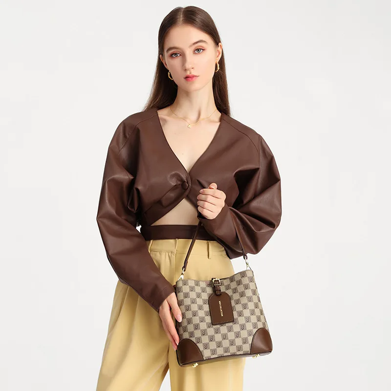 

MKF2022 Bag Women's fall/winter new fashion trend one-shoulder cross bag, portable bucket bag, large capacity, versatile bag