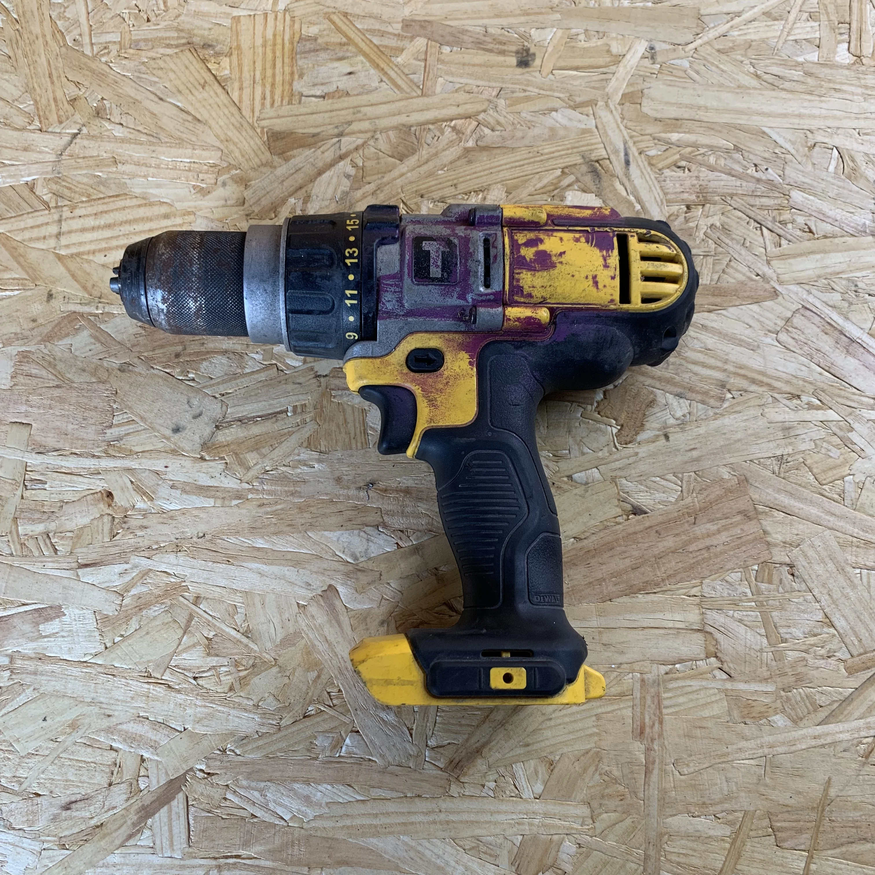 DEWALT DCD985 Корпус пистолетной дрели