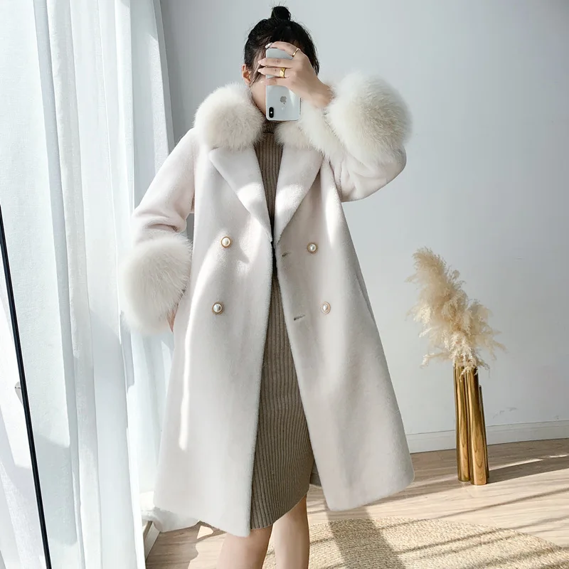 

2023 Autumn and Winter Fashion New Grain Wool Composite Issue Sheep Sheared Fleece Coat Women's Fox Fur Grass Hooded Coat