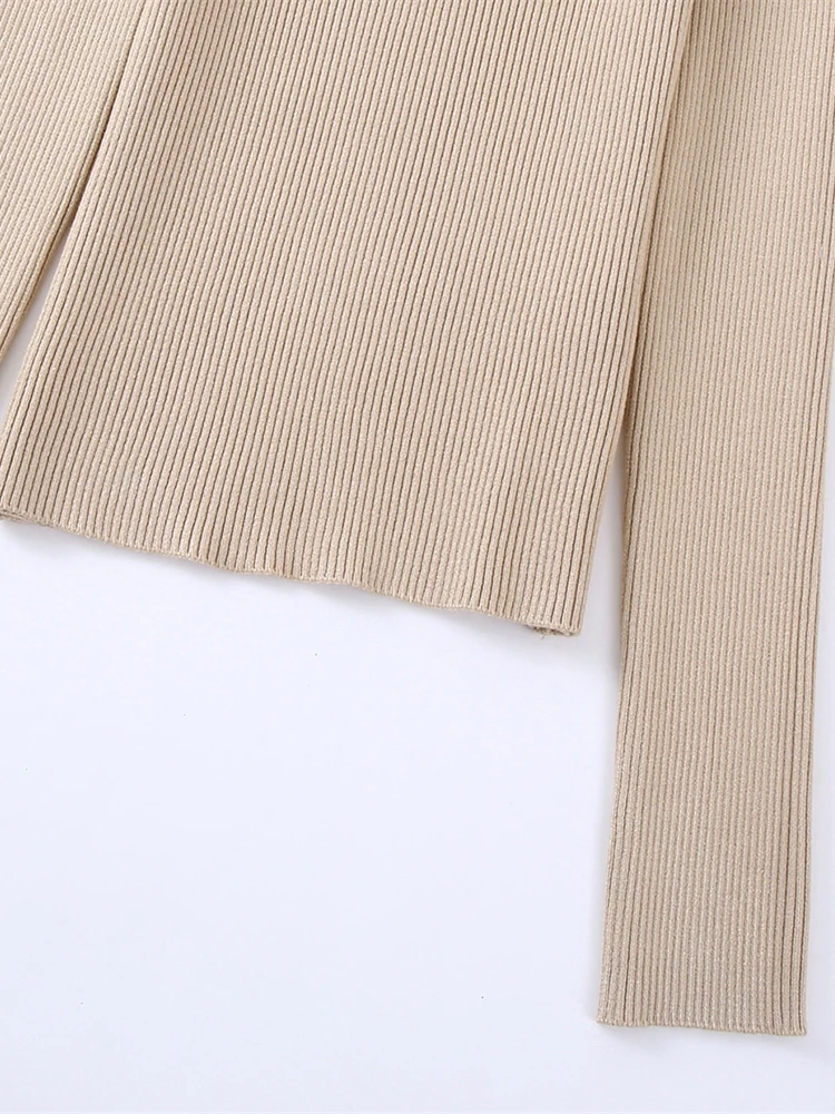 Женский трикотажный пуловер с длинным рукавом и воротником из искусственного