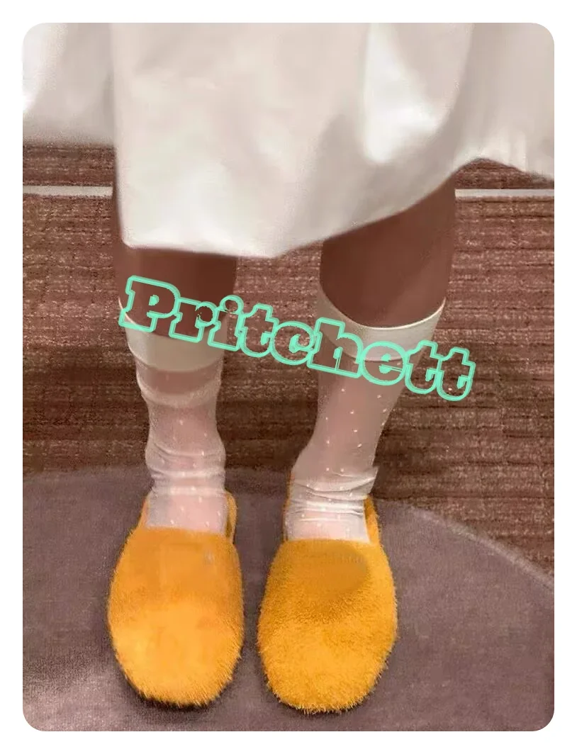 Желтые зимние тапочки с круглым носком без шнуровки на плоской подошве женские